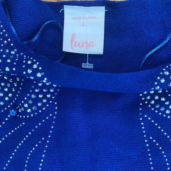 New, Luna Short sleeve Sweater, Size LARGE - Picture 2 of 4